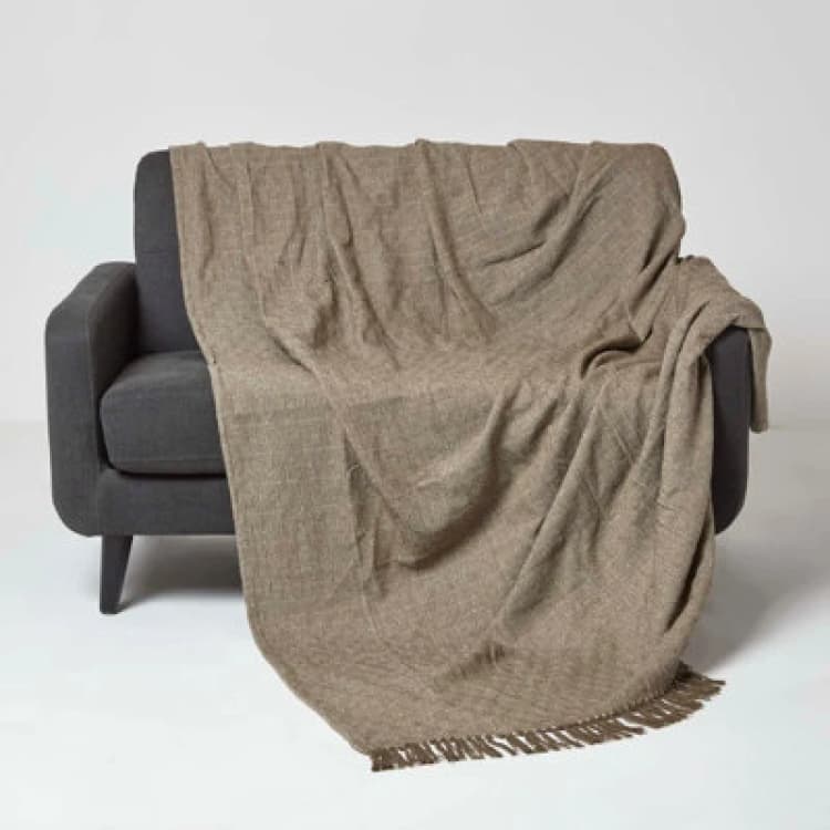 Image of Homescapes Malda Brown & Natural Cotton Throw With Tassels 150 X 200 Cm
