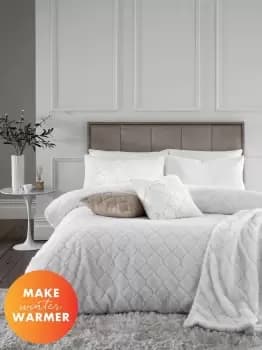 Image of 'Cosy Diamond' Duvet Cover Set