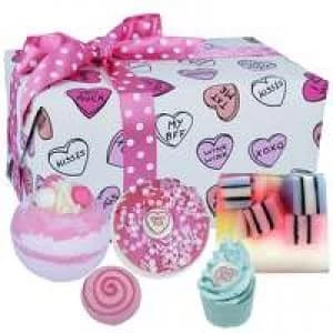 Image of Bomb Cosmetics Gift Packs Sweet Illusion