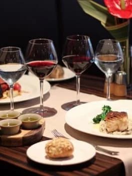 Image of Virgin Experience Days One Night Pamper Break With Dinner For Two In Berkshire