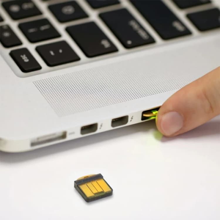 Image of Yubico Yubico USB password manager stick Black/golden 5060408461457 5060408461457
