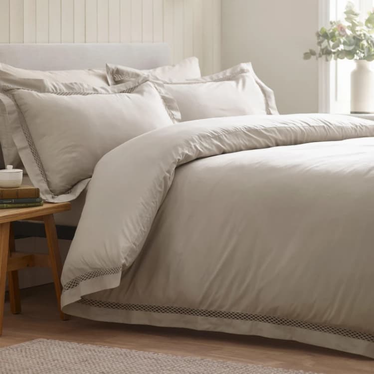 Image of Catherine Lansfield Catherine Lansfield 'Classic Lattice Lace' Duvet Cover Set in Natural Size: Super King Natural Super King Unisex 5057681190037