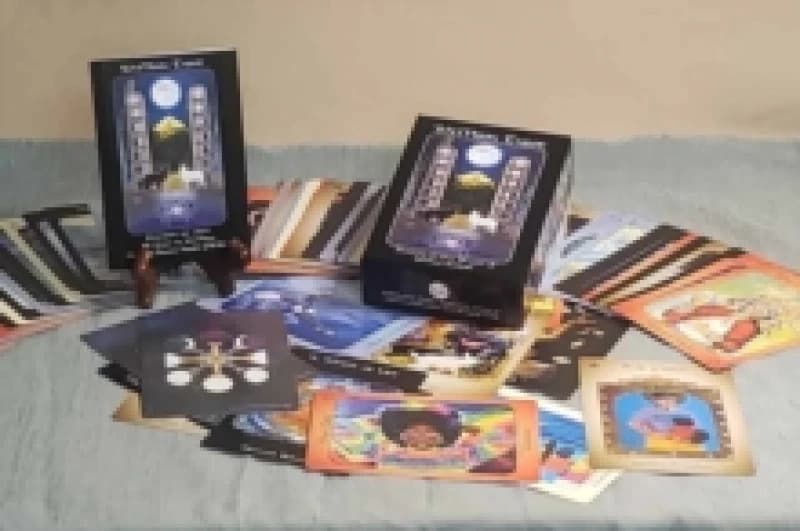 Image of WeMoon Tarot Kit