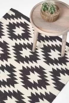 Image of Zurich Handwoven Cotton Geometric Pattern Kilim Rug