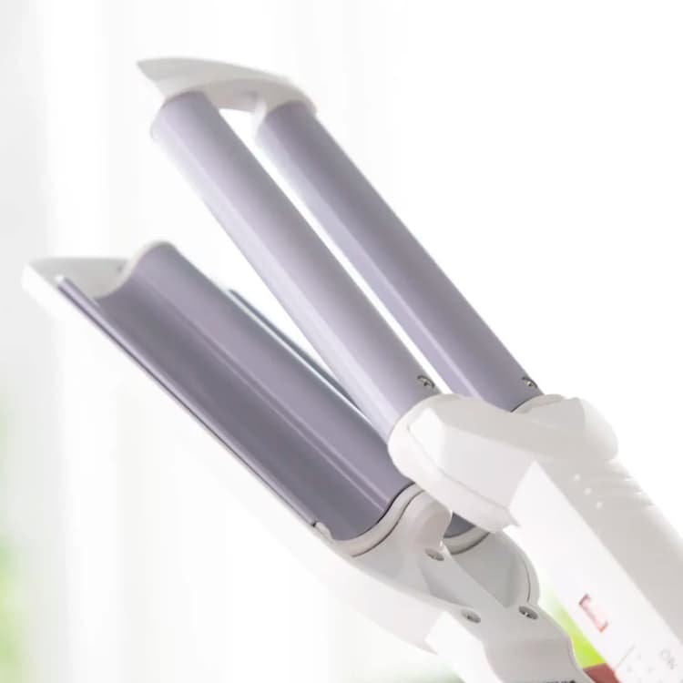 Image of INNOVAGOODS Hair straightener - InnovaGoods - Ceramic model - 55 W - Temperature 200 °C - 360 ° rotating cable V0103294