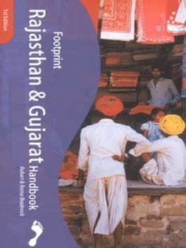 Image of Rajasthan and Gujarat Handbook by Robert W Bradnock and Roma Bradnock and Anil Mulchandani Book