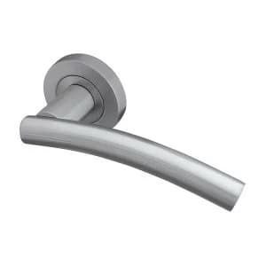 Image of Jedo Curve Door Handle on Round Rose