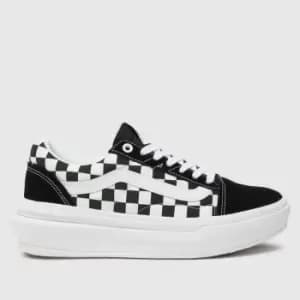 Image of Vans Comfycush Old Skool Overt Trainers In Black & White Check