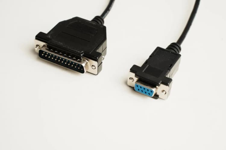 Image of Microconnect IBM029B-1.8 serial cable Black 1.8 m DB-9 DB-25