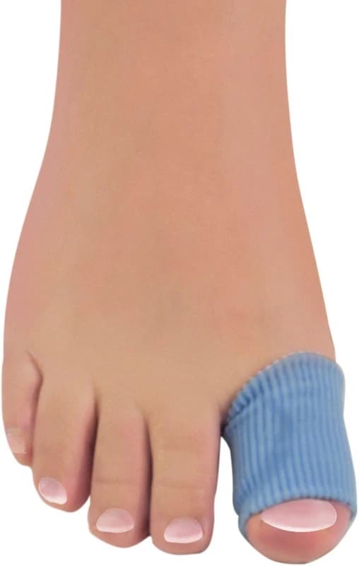Image of Aidapt Strip of Antibacterial Digital Pads Pack of 32 Small Blue