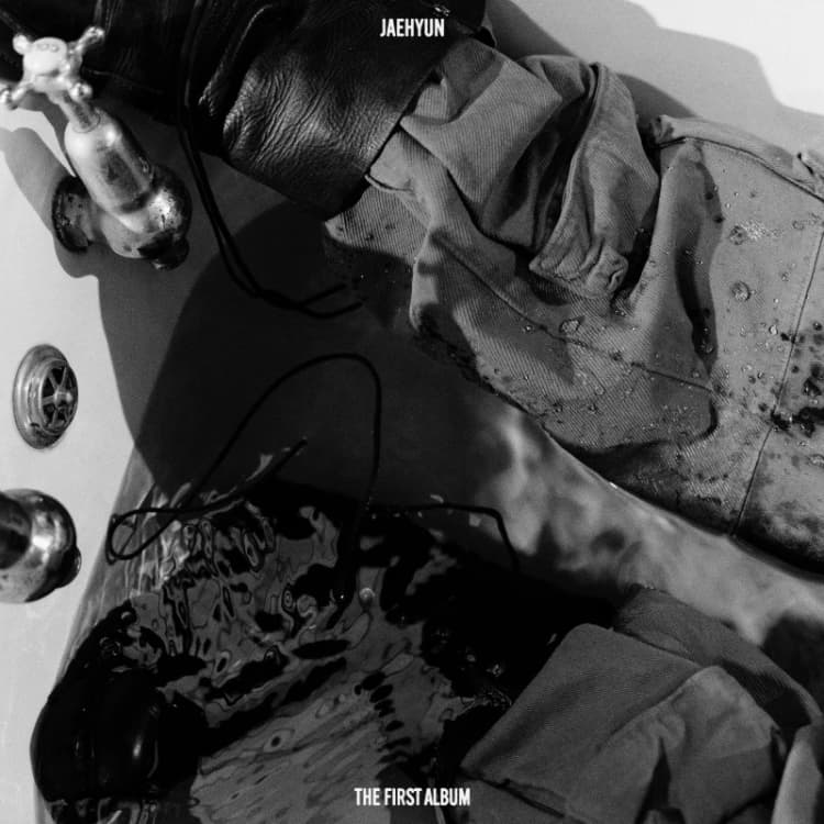 Image of The 1st Album 'J' (J Ver.) CD / Album