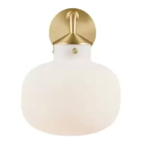 Image of Raito Wall Lamp Opal Glass, E27