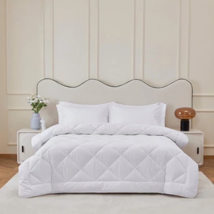 Image of Ezysleep Ezysleep Hotel Quality Wool Blend Duvet in White Size: Single White Single Unisex 753775273987