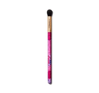 Image of MAC 217s blending brush / lunar luck