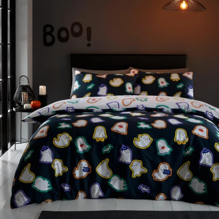Image of Catherine Lansfield Halloween Ghosts Duvet Cover and Pillowcase Set Black