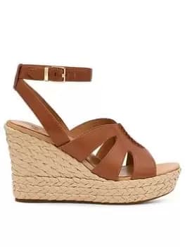 Image of UGG Careena Wedge Sandals - Chestnut, Size 3, Women