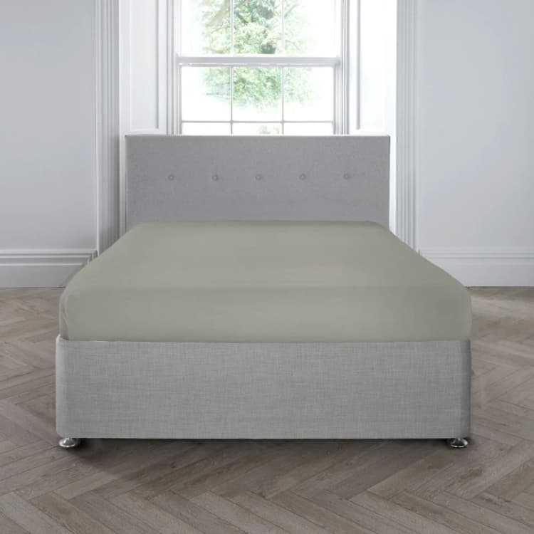 Image of Appletree 'Premium 200TC Plain Dye' Hotel Quality 100% Percale Cotton Fitted Bed Sheet Silver