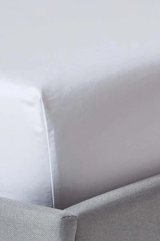Image of Homescapes Egyptian Cotton Deep Fitted Sheet 18" 1000 Thread Count White