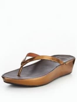 Image of FitFlop Linny Toe Thong Sandal Bronze Bronze Size 4 Women