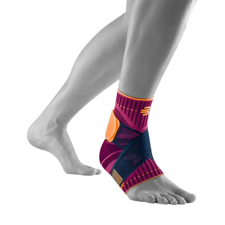Image of Left sports ankle guard Bauerfeind Rose Unisex L Gauche