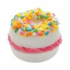 Image of Bomb Cosmetics Raspberry Pav-Lover Whoopie Bath Blaster 160g
