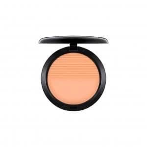 Image of MAC Studio Waterweight Powder Pressed Medium Dark