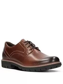 Image of Clarks Batcombe Hall Shoes - Dark Tan, Dark Tan, Size 10, Men