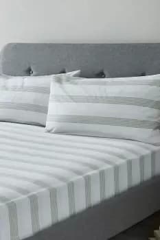 Image of Garden Check Fitted Sheet Set