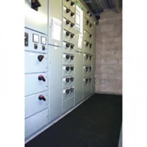 Image of Slingsby VFM 900mmx10m Electrical Safety Mat
