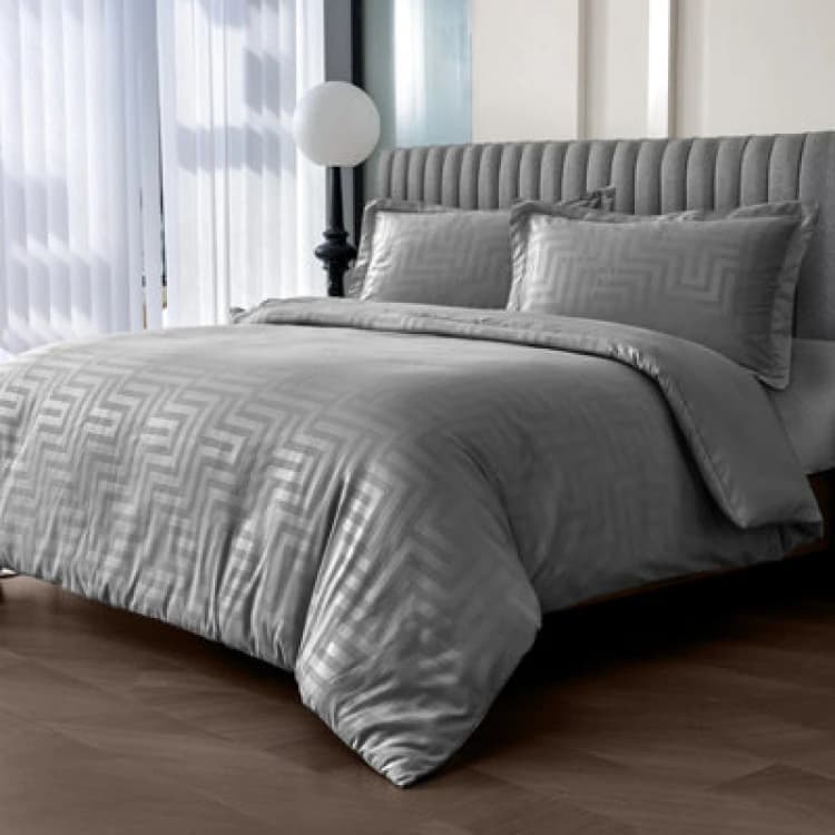 Image of Velosso Satin Style Duvet Cover Pillowcase Set Soft Texture & Easy Care in Charcoal Size: King Charcoal Unisex King