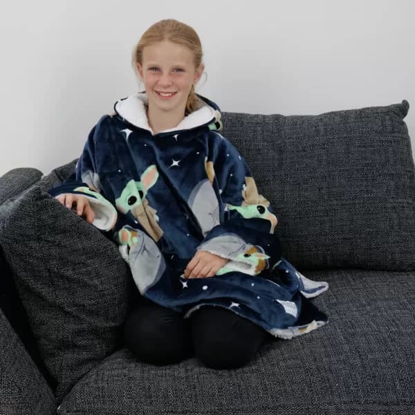 Image of Disney Mandalorian Hooded Blanket - Medium