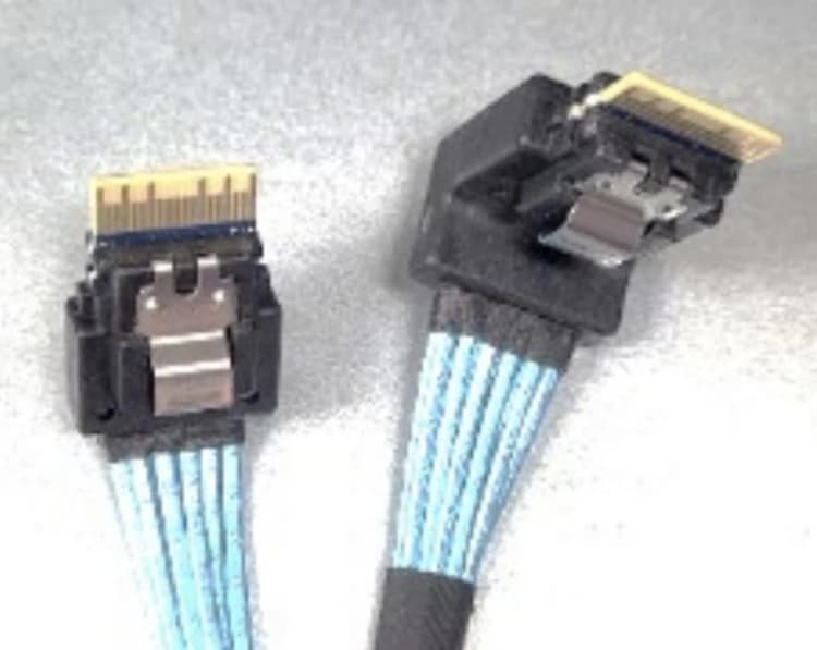 Image of Intel CYPCBLSL216KIT Serial Attached SCSI (SAS) cable