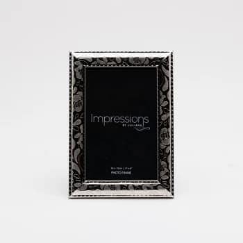 Image of 4" x 6" - Silver Photo Frame with Floral Pattern