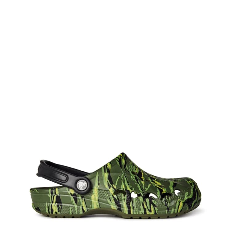 Image of Crocs Baya Clogs Mens - Green Green 6