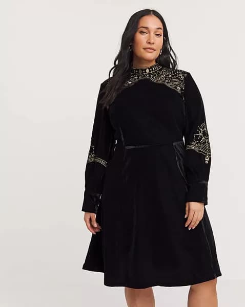 Image of Joe Browns Joe Browns Black Luna Velvet Dress Black Female 18 ZY99705