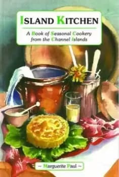 Image of Island kitchen by Marguerite Paul