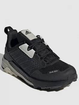 Image of adidas Kids Unisex Terrex Trailmaker RAIN/RDY Shoes - Black/Grey, Size 11