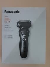 Image of Panasonic ES-RT37 Electric Men's Shaver Trimmer 3-Blade Wet/Dry