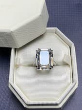 Image of Swarovski Mesmera Ring 60