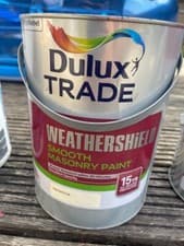 Image of 2.5l, 5l Dulux Trade Weathershield Smooth Masonry Paint - All base,magnolia