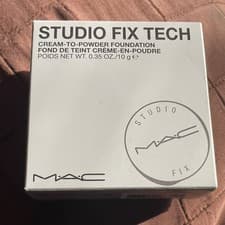 Image of MAC NW45 Studio Fix Tech Cream-To-Powder Foundation