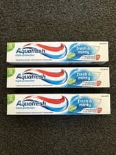 Image of Aquafresh Toothpaste Triple Protection Fresh & Minty (PACK OF 3) 75ml!!!