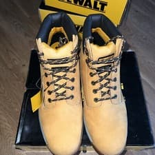 Image of Dewalt Safety Boots SIZE 11