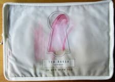 Image of TED BAKER Standard Pillowcase Pair GARDENIA MULTI New