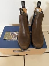 Image of Antique Brown Blundstone 1673 USW 6, Women’s Elastic sided heeled boot