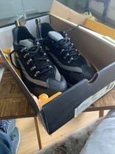 Image of CAT Caterpillar Moor 7025 safety shoes boots trainers U.K. size 6