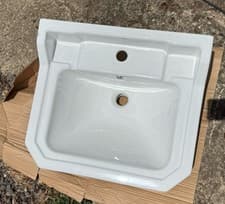 Image of Traditional 560mm Bathroom Basin - Made By Roca 1 Tap Hole 1TH