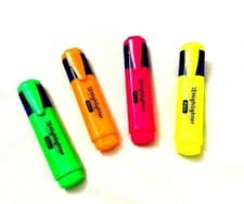 Image of 4 Assorted Coloured Highlighters