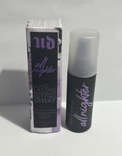 Image of Urban Decay All Nighter Makeup Setting Spray 118ml - Up to 16H New RRP £29.50