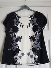 Image of M&co floral print top BRAND NEW